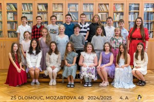třída 4A.jpg