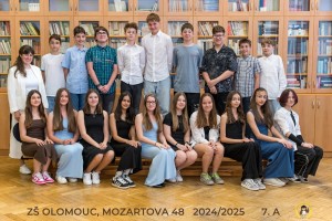 třída 7A.jpg